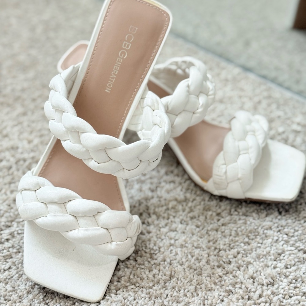 BCBGeneration White Sandals with Modern Elegance